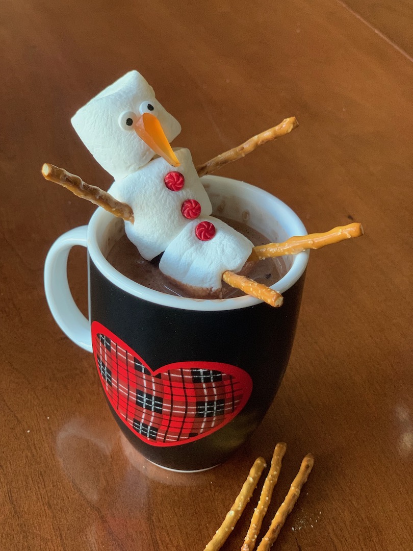 marshmallow snowman in hot chocolate for snowman video call