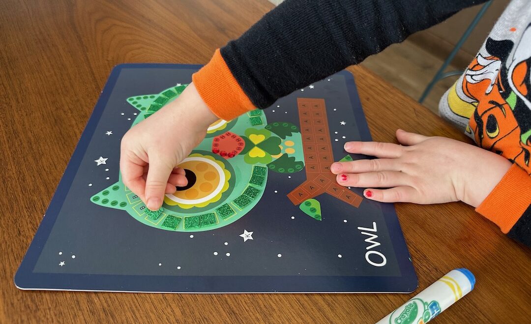 Favorite No-Mess and Low-Mess Craft Projects for Grandkids